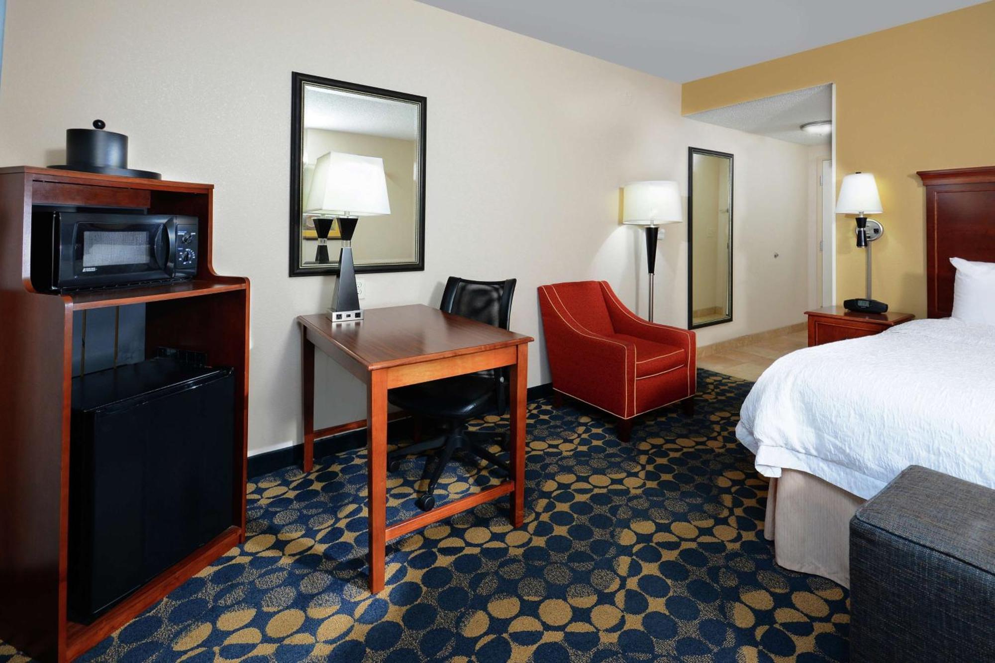 Hampton Inn & Suites Huntersville Esterno foto