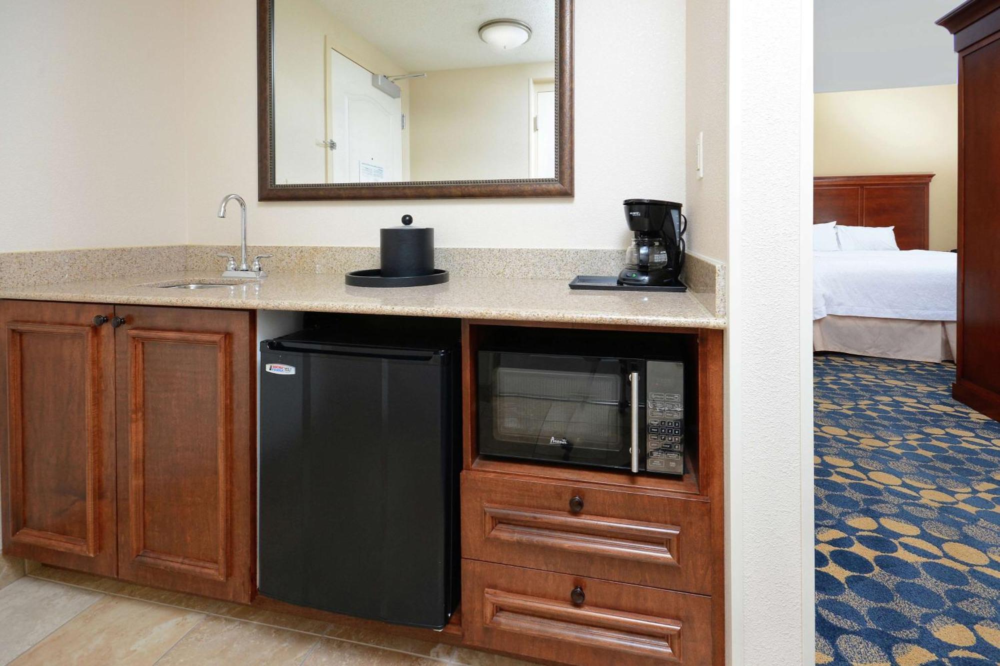 Hampton Inn & Suites Huntersville Esterno foto